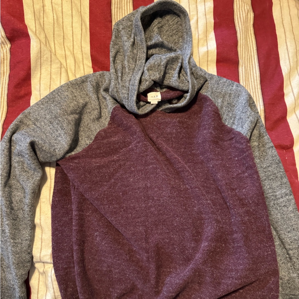 GAP Gray and Purple Crewneck Sweaters Cozy Knit Collection